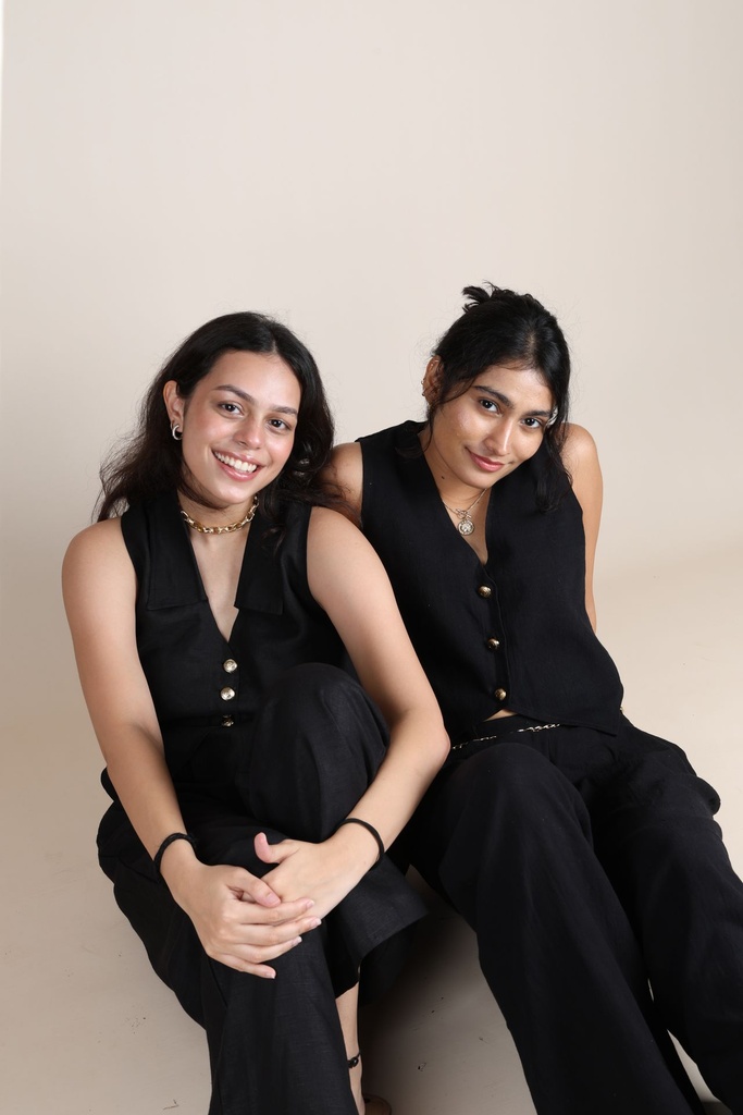 Linen Vest - Black 