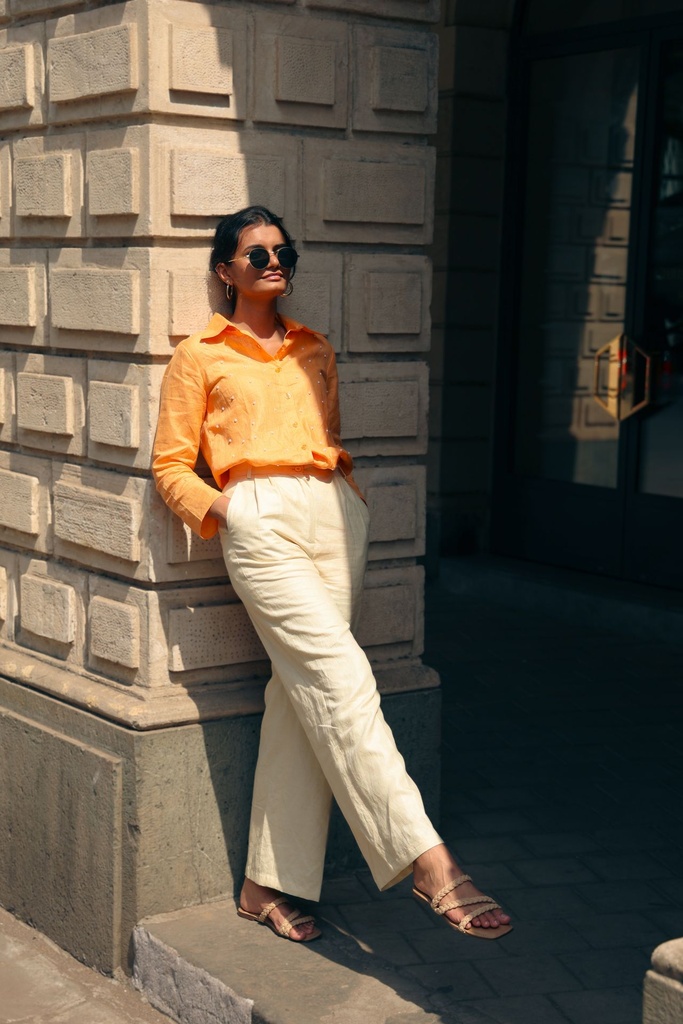 Linen shirt with pearls - orange